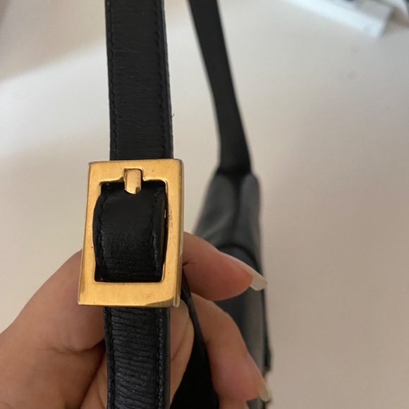 Vintage Black Leather Gucci Jackie with Flap - Picture 3 of 9